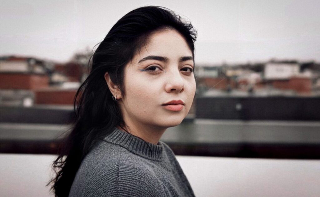 Ghazal Abdollahi ist Aktivistin und Künstlerin. Sie kämpft für die politischen Gefangenen im Iran. Foto: privat