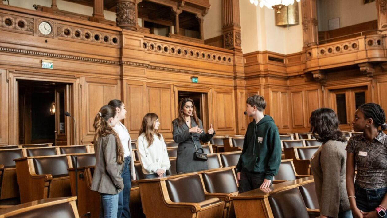 Politik aus der Nähe anschauen. Foto: Eman Helal
