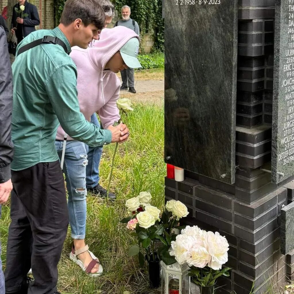 Всесвітній день памʼяті померлих від СНІДу