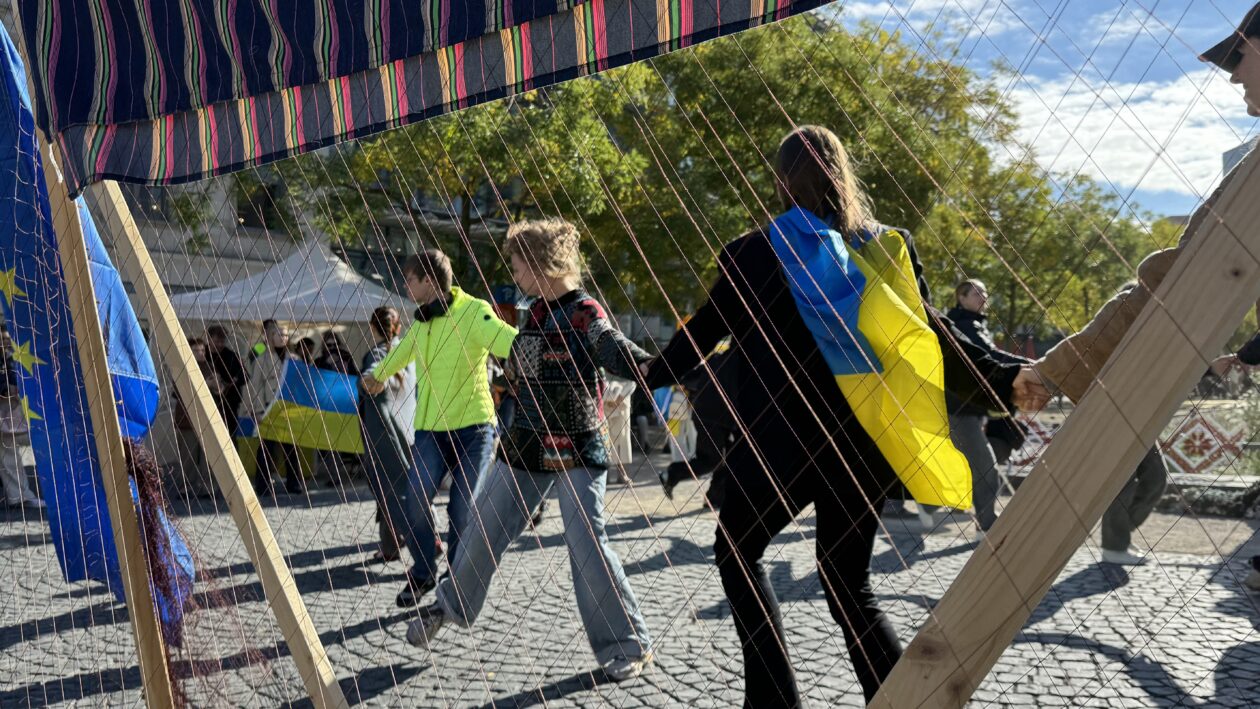 Акція "Сітка єдності" у Франкфурті-на-Майні. Фото архівне - Вікторія Черникова-Берездецька/Amal News