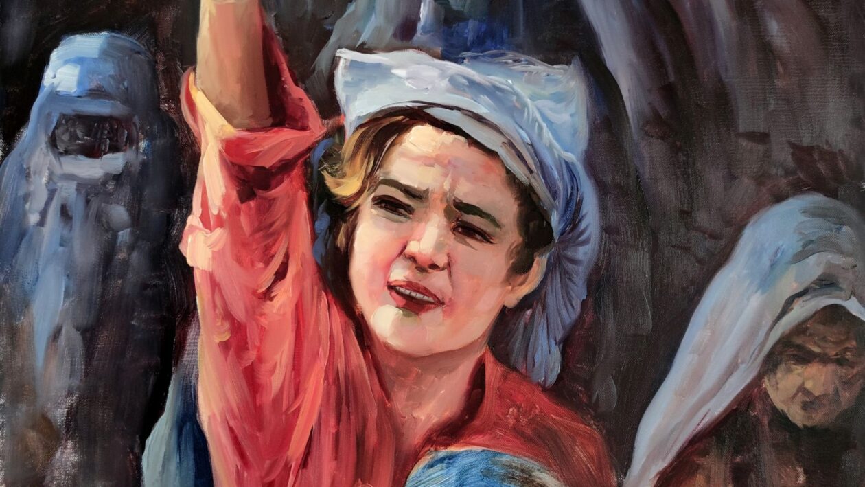 زنی با صورتی باز در میان زنانی با پوشش اجباری، دستش را به علامت پیروزی نشان داده است. Painting: Mhd. Tariq Habibi