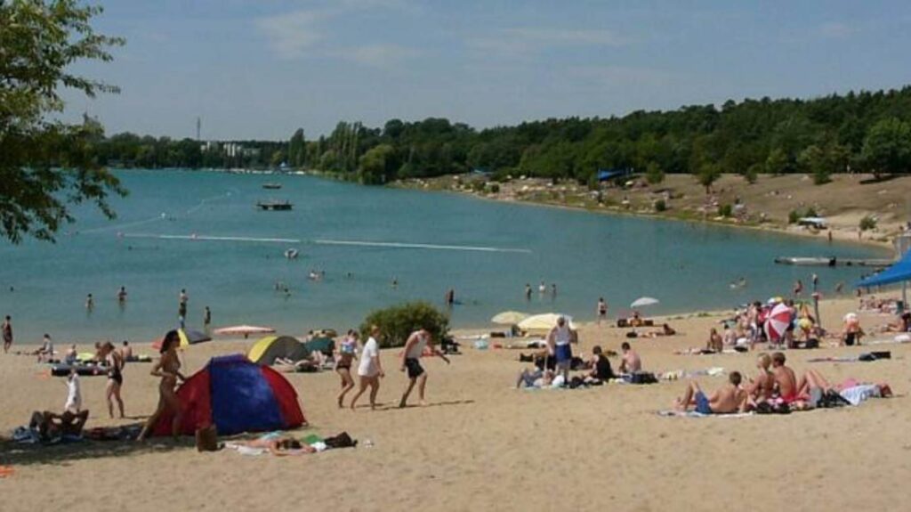Waldsee - Strandbad| langen.de