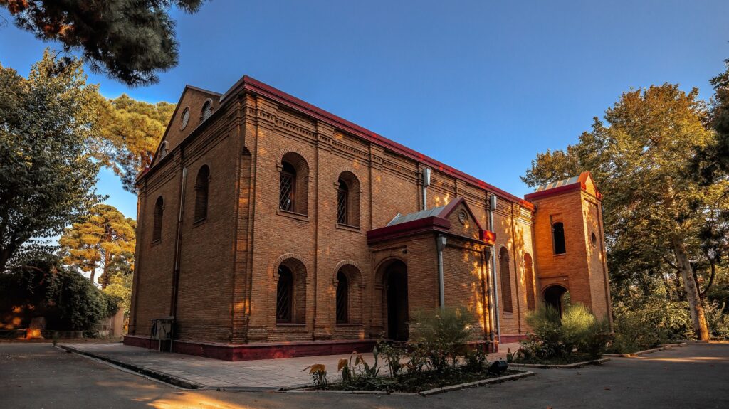 Die Kirche Sankt Peter in Teheran im Iran soll droht die Räumung © Herbert Karim Masihi/Wikipedia
