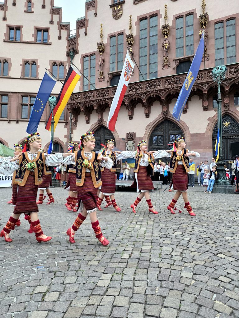 Демонстрація на головній площі Франкфурта. Фото - Amal News/Tamriko Sholi