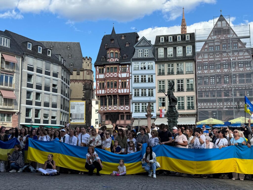 Архівне фото з мітингів 24 серпня у попередні роки – Вікторія Берездецька/Amal News