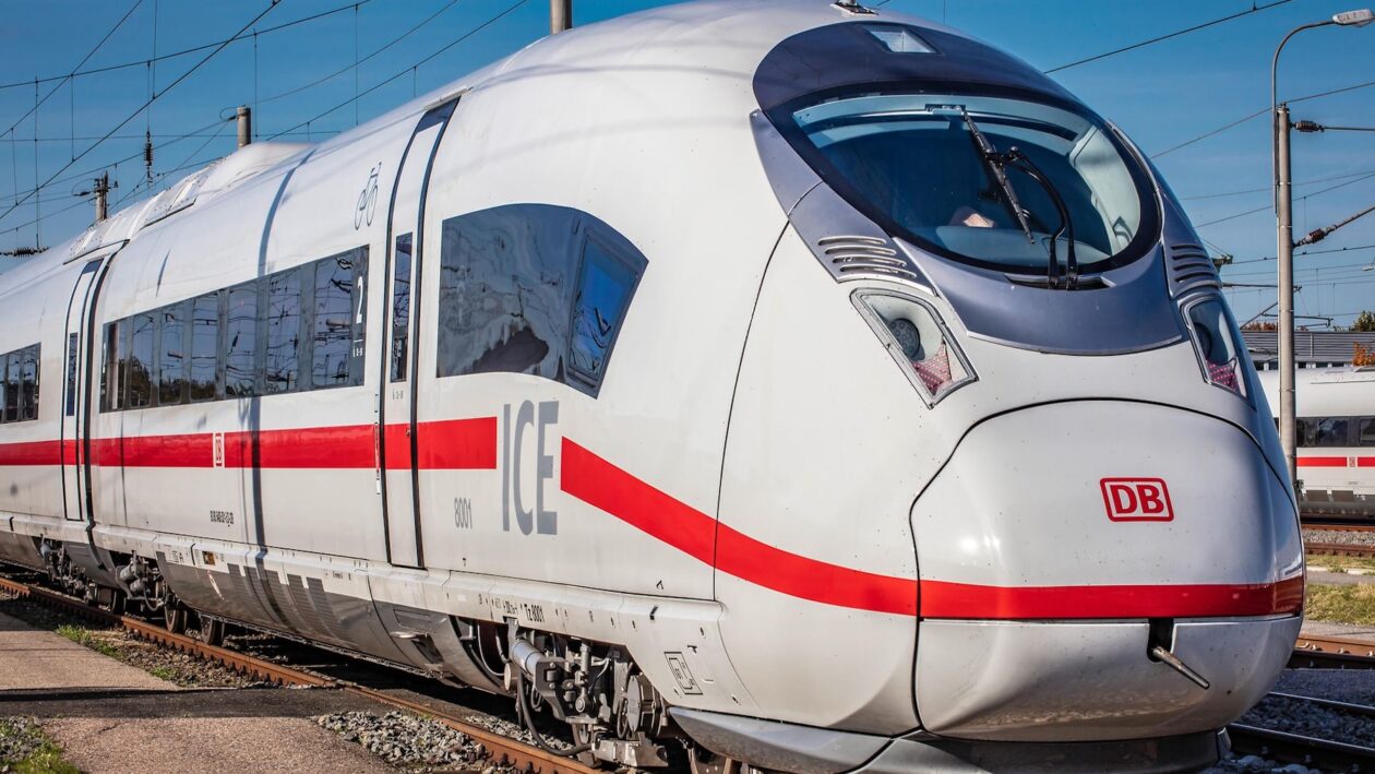 قطار ICE  
(Foto: Deutsche Bahn)