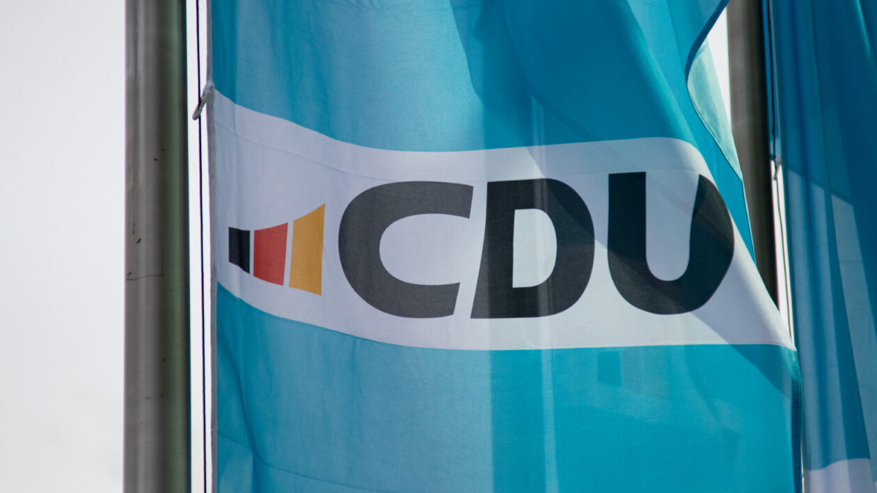 پرچم حزب دموکرات مسیحی برلین  Bild: CDU / Christiane Lang
