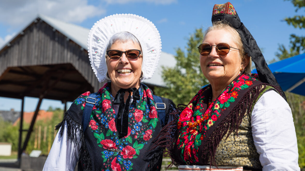 Гессенський трахт зберігає багато символізму © Hessische Tracht/ Anna Scheidemann