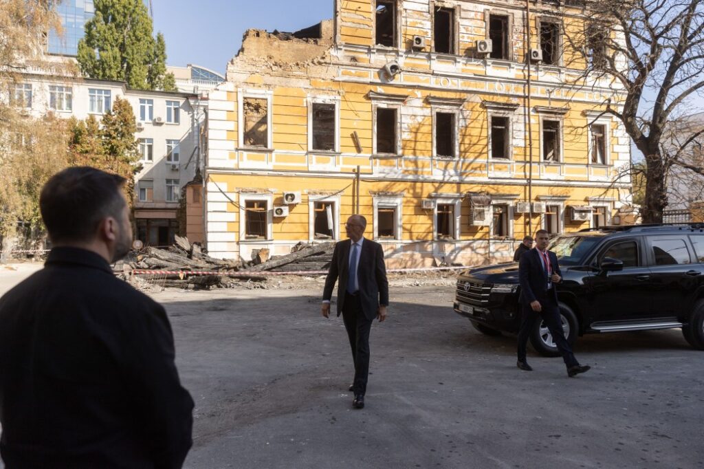 © Офіс президента України